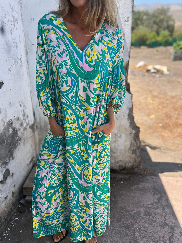 Casual Relaxed Fit V-Neck Print Dress