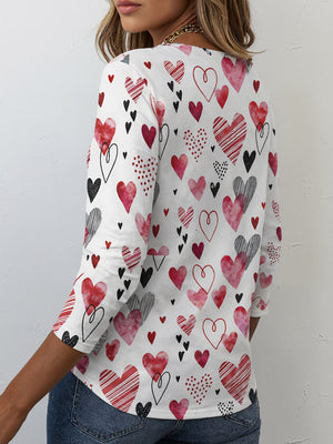 Chic Round Neck Love Print Graphic Top