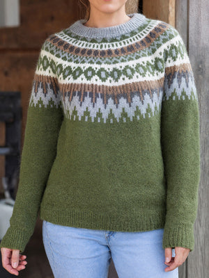 Modern Contrast Color-Block Long-Sleeve Knit Sweater